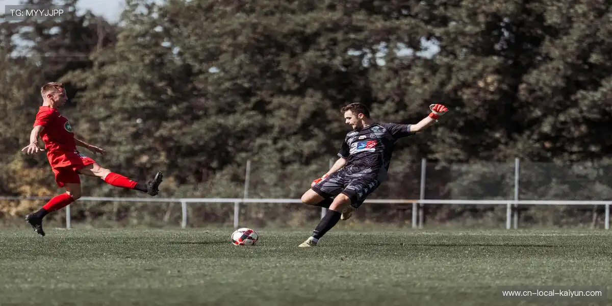 📱 一键开播，全球同频！弹幕互动不停，做最活跃的云观众💬